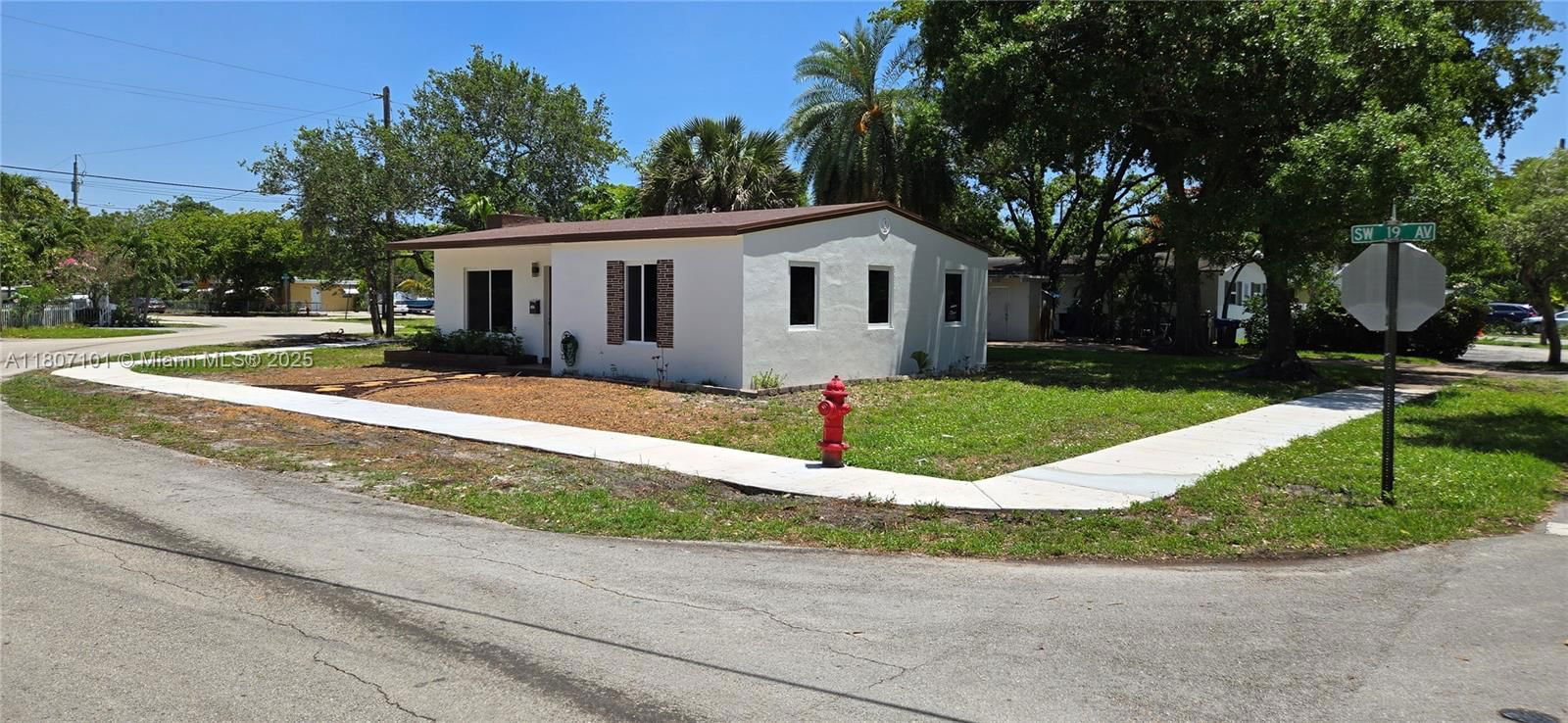 Real estate property located at 1020 19th Ave, Broward, Riverside Park, Fort Lauderdale, FL