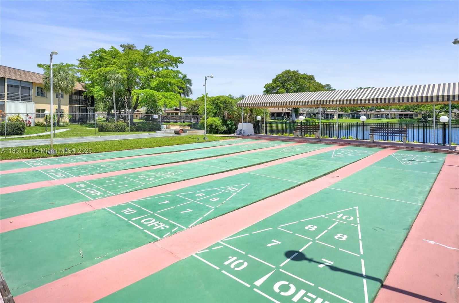 Real estate property located at 100 Ashbury Rd #103, Broward, Berkley House Of Carriage, Hollywood, FL