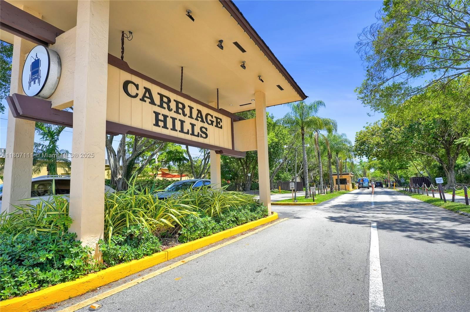 Real estate property located at 100 Ashbury Rd #103, Broward, Berkley House Of Carriage, Hollywood, FL