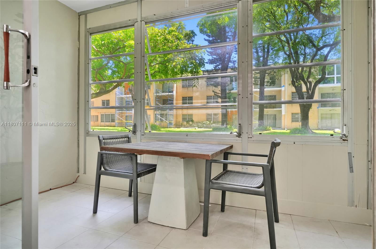 Real estate property located at 100 Ashbury Rd #103, Broward, Berkley House Of Carriage, Hollywood, FL