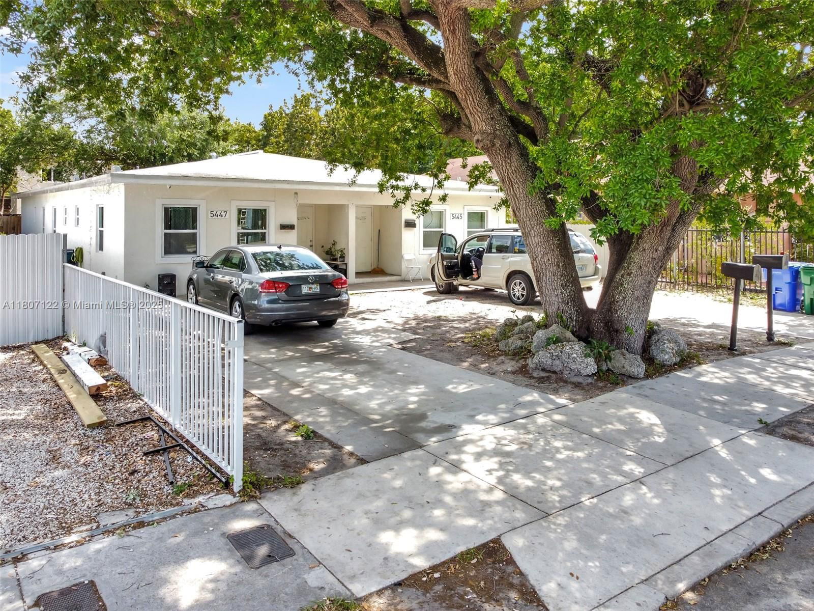 Real estate property located at 5445 5th Ct, Miami-dade, Buena Vista Gardens, Miami, FL
