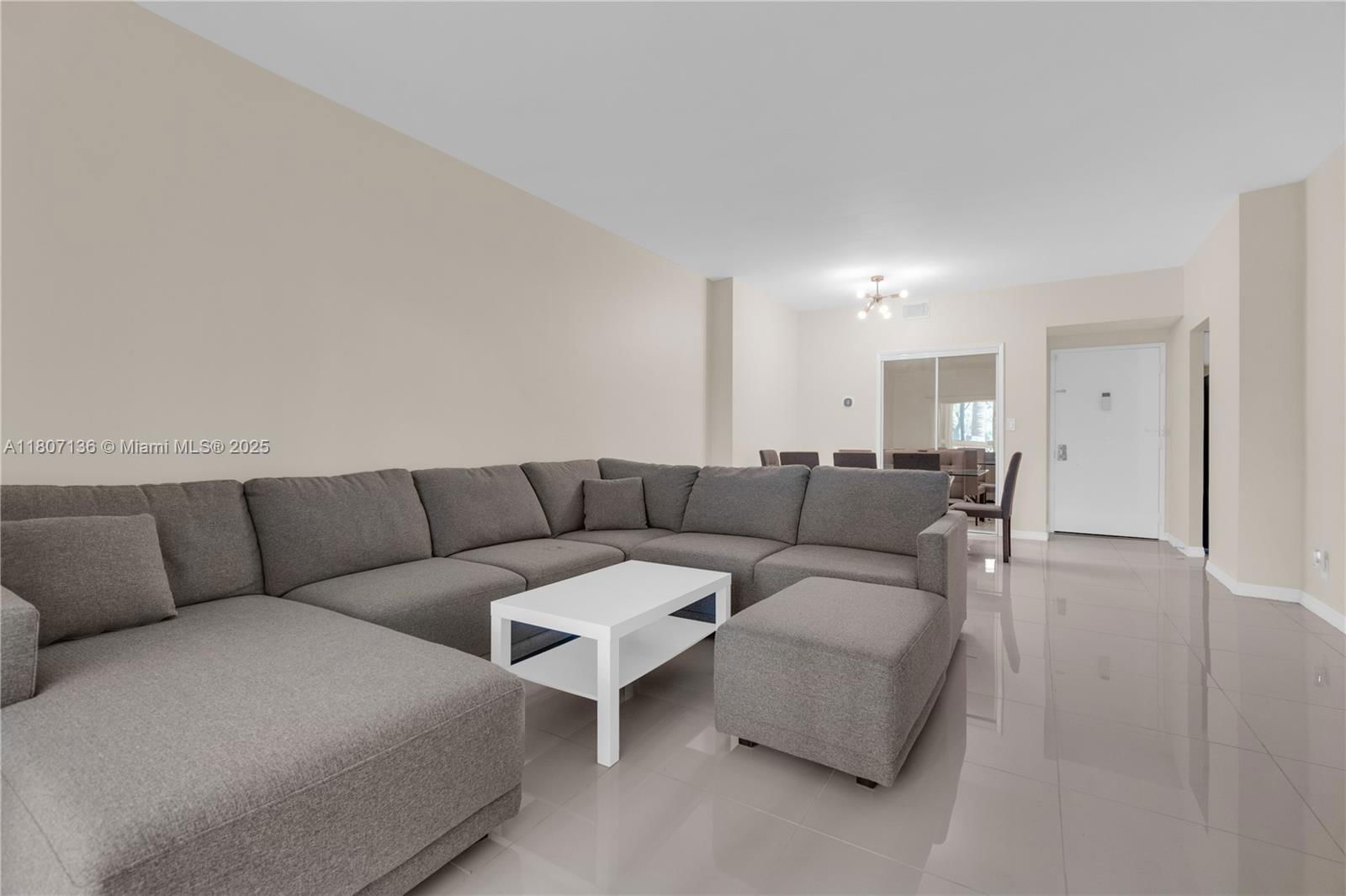 Real estate property located at 4400 Hillcrest Dr #107A, Broward, Hillcrest No 21 Condo, Hollywood, FL