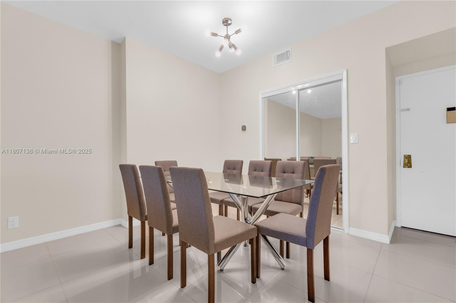 Real estate property located at 4400 Hillcrest Dr #107A, Broward, Hillcrest No 21 Condo, Hollywood, FL