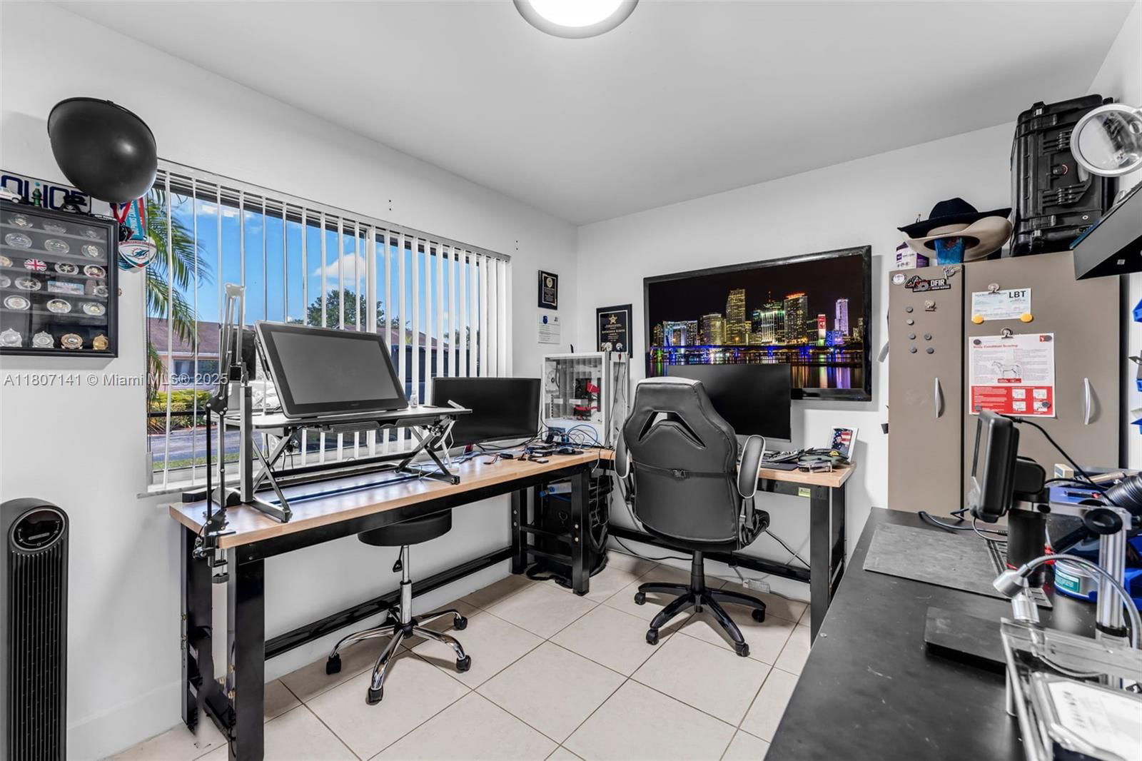 Real estate property located at 10020 145th Pl, Miami-dade, Sugarwood 02 Sec 01, Miami, FL