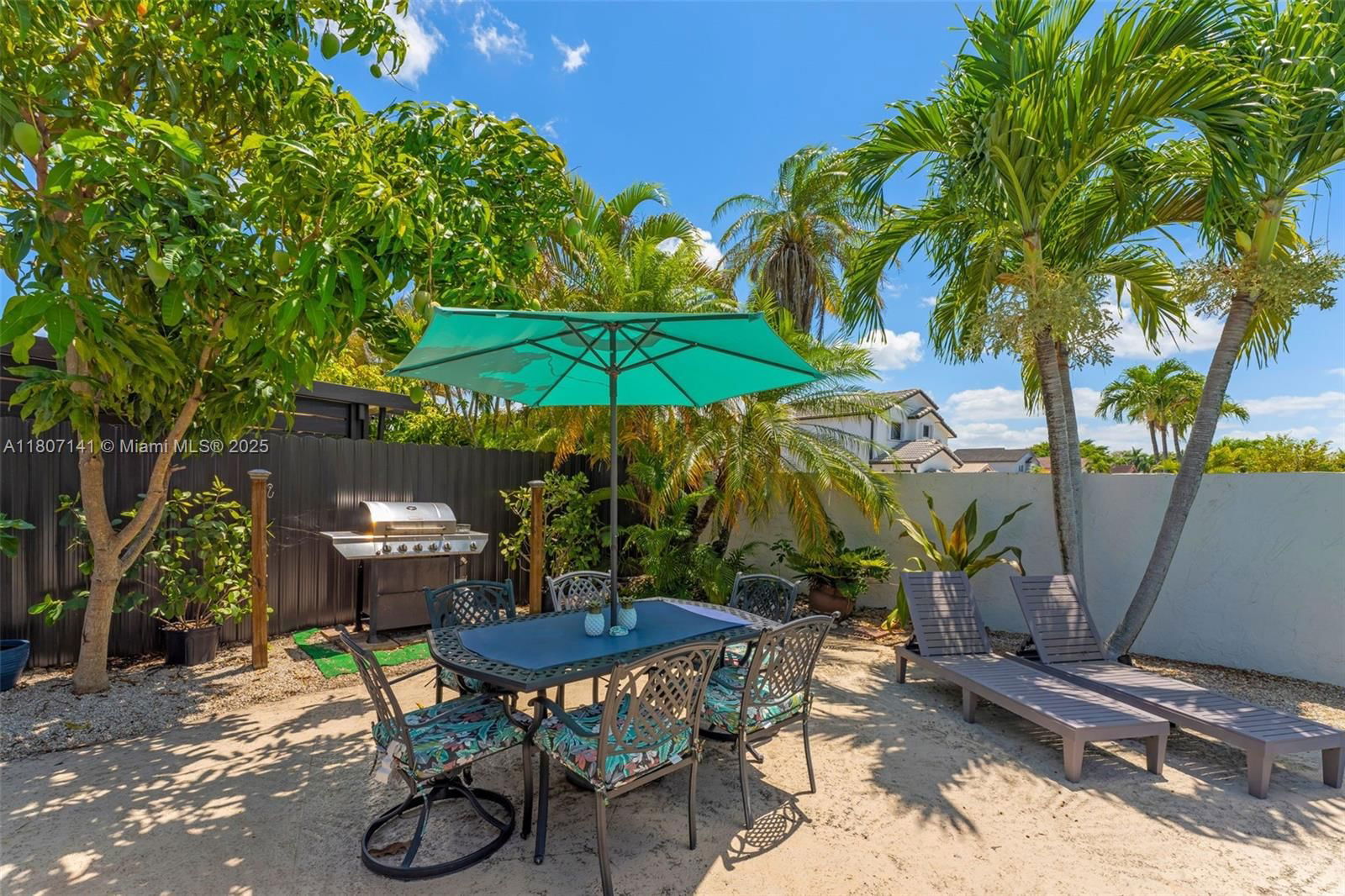 Real estate property located at 10020 145th Pl, Miami-dade, Sugarwood 02 Sec 01, Miami, FL