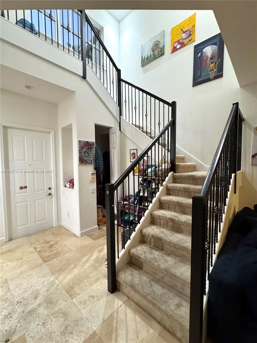 Real estate property located at 826 Spinnaker Dr E, Broward, Three Islands 3rd Section, Hollywood, FL