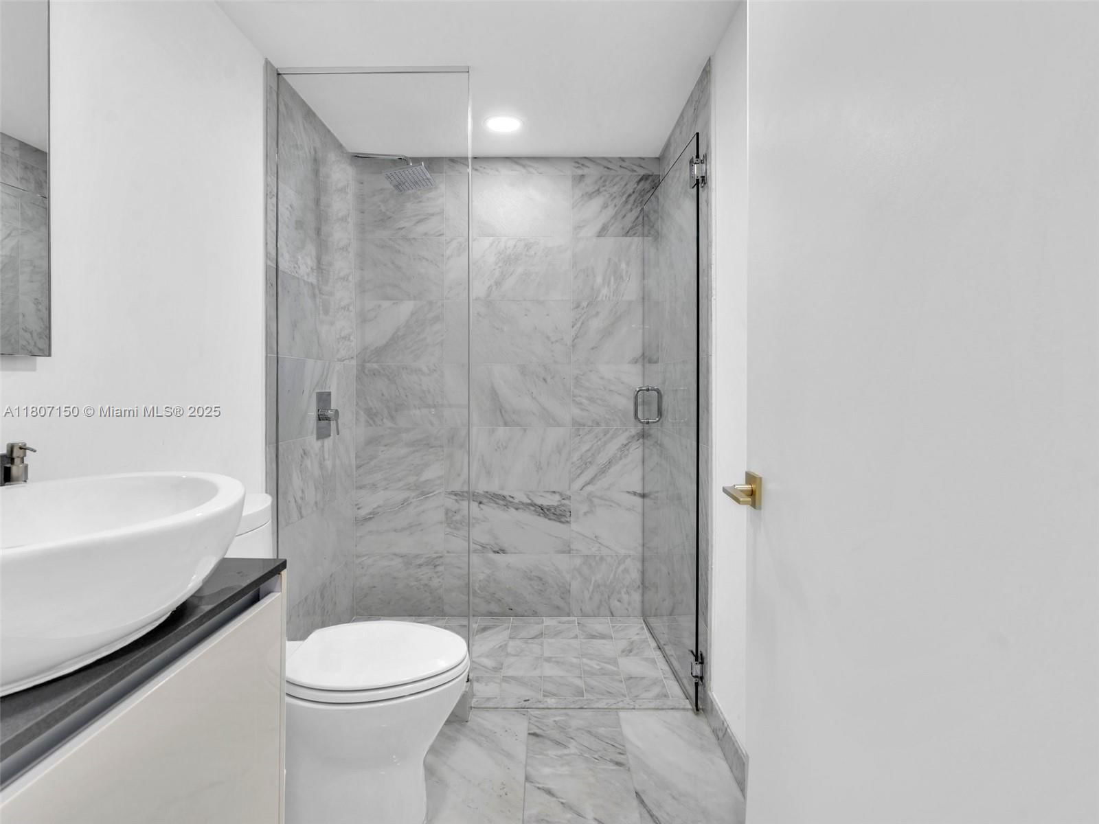 Real estate property located at 9821 Bay Harbor Dr #302, Miami-dade, Bay Harbour Island, Bay Harbor Islands, FL