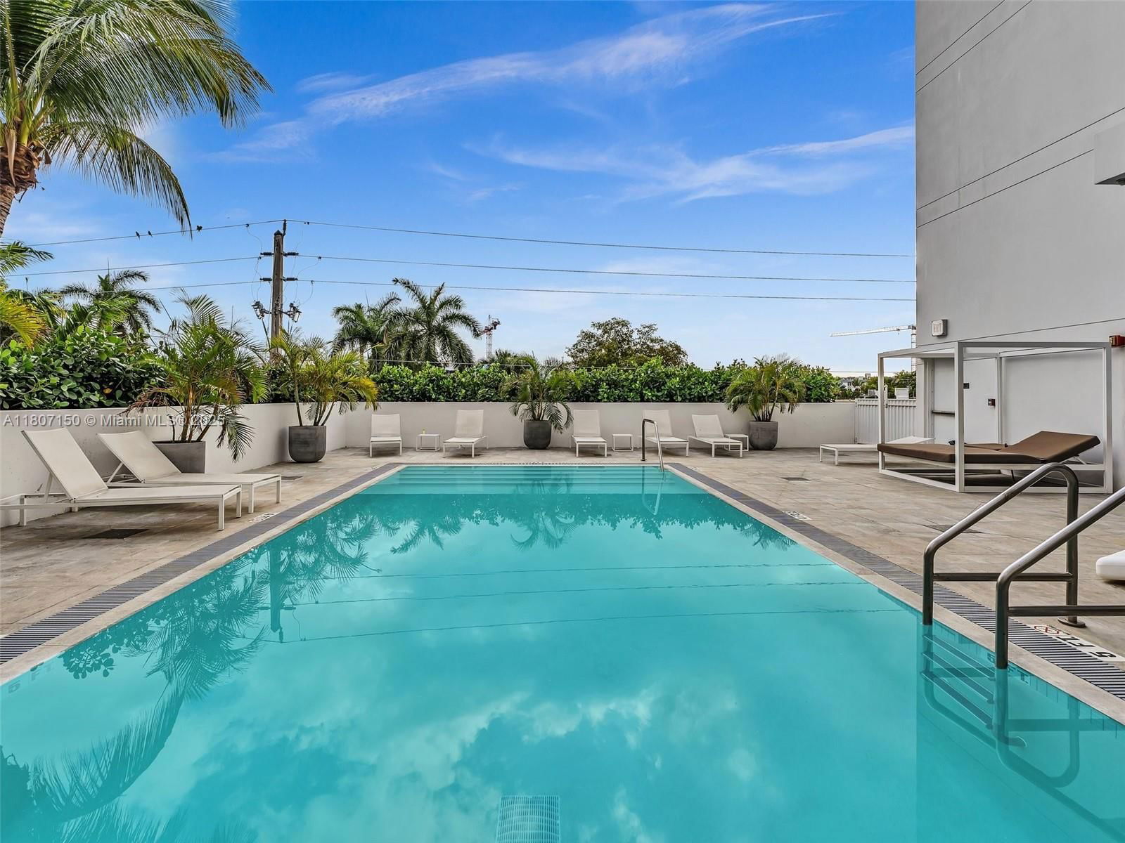 Real estate property located at 9821 Bay Harbor Dr #302, Miami-dade, Bay Harbour Island, Bay Harbor Islands, FL