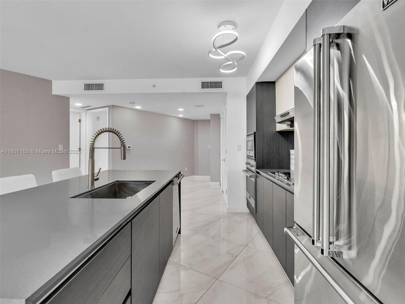 Real estate property located at 9821 Bay Harbor Dr #302, Miami-dade, Bay Harbour Island, Bay Harbor Islands, FL