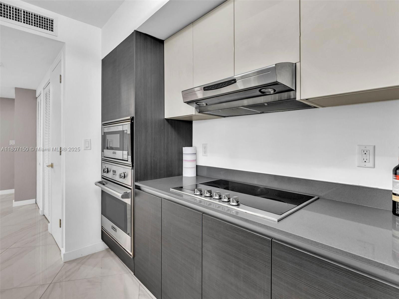 Real estate property located at 9821 Bay Harbor Dr #302, Miami-dade, Bay Harbour Island, Bay Harbor Islands, FL