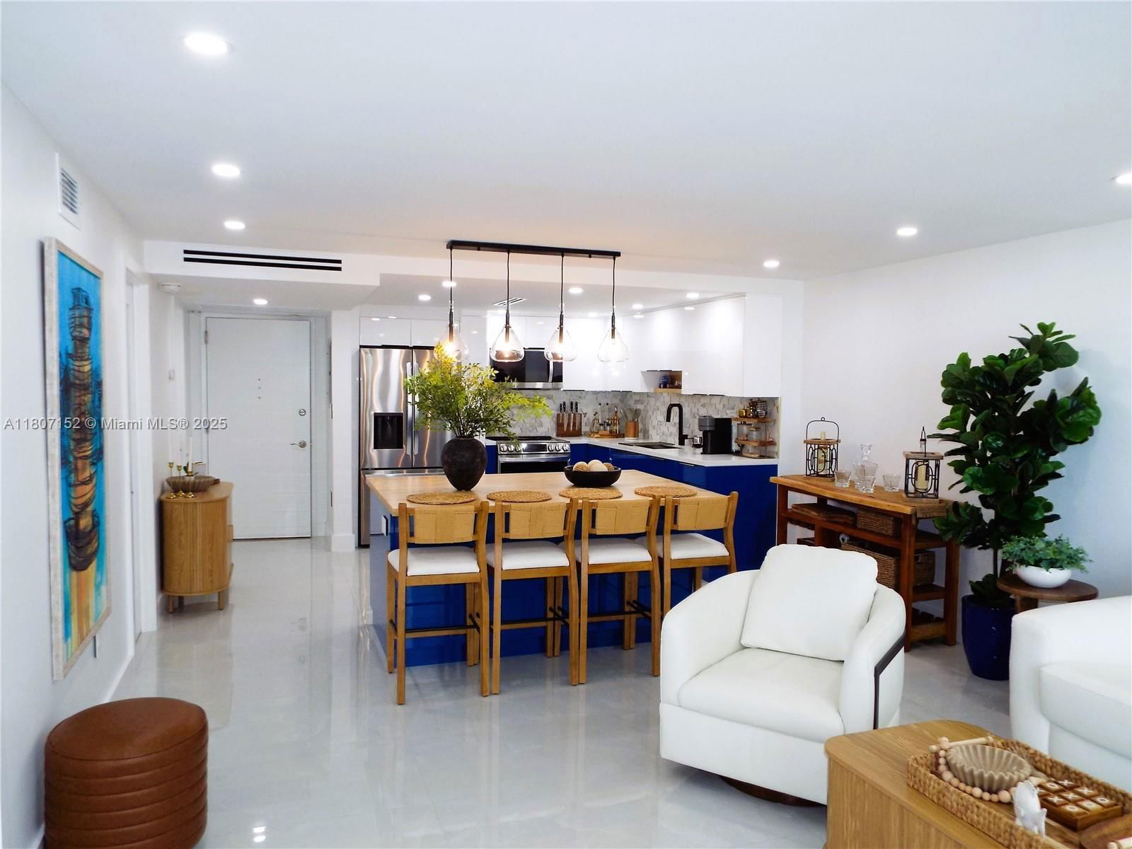 Real estate property located at 5701 Collins Ave #1619, Miami-dade, Arlen Beach Condo, Miami Beach, FL