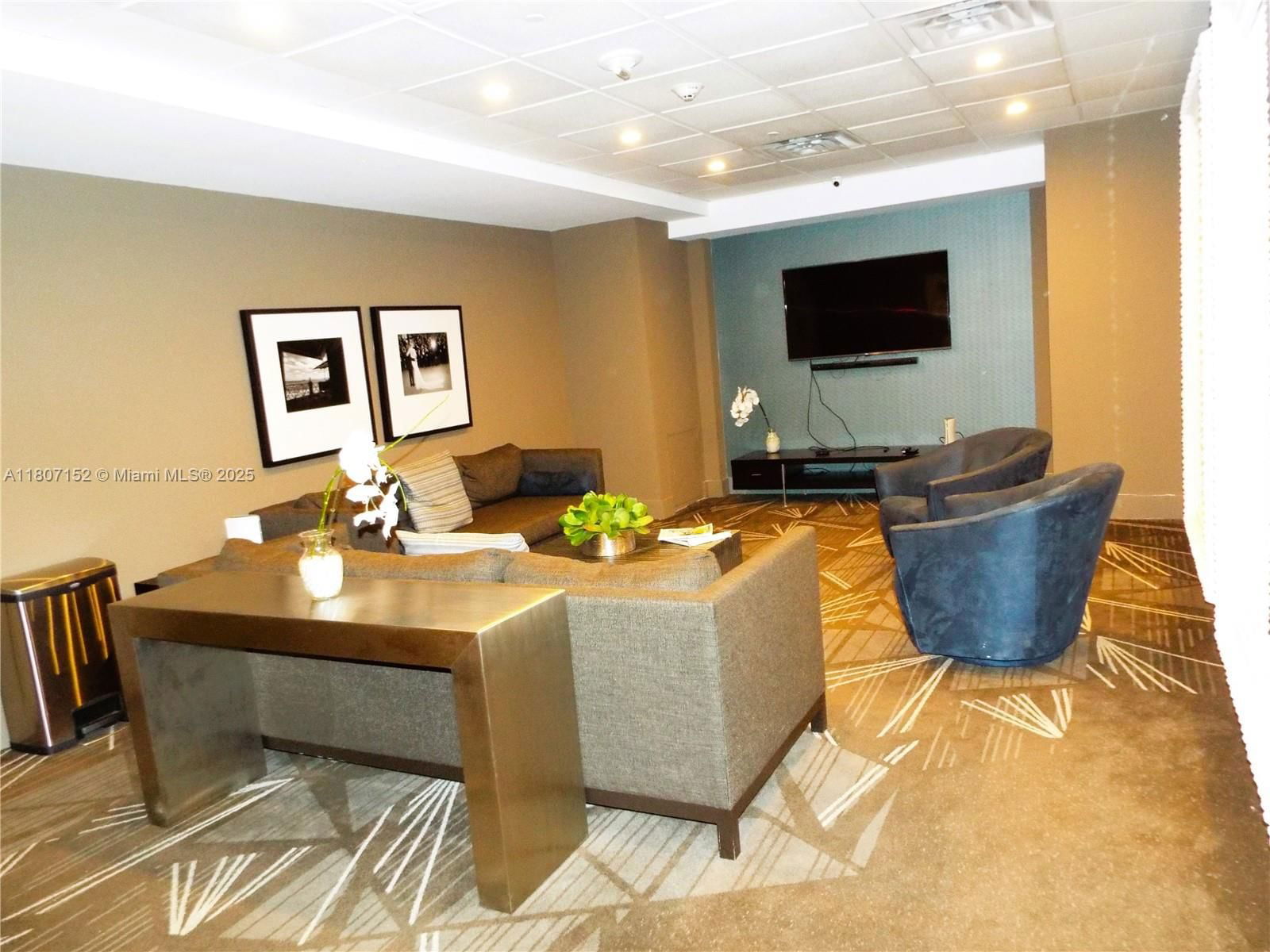 Real estate property located at 5701 Collins Ave #1619, Miami-dade, Arlen Beach Condo, Miami Beach, FL