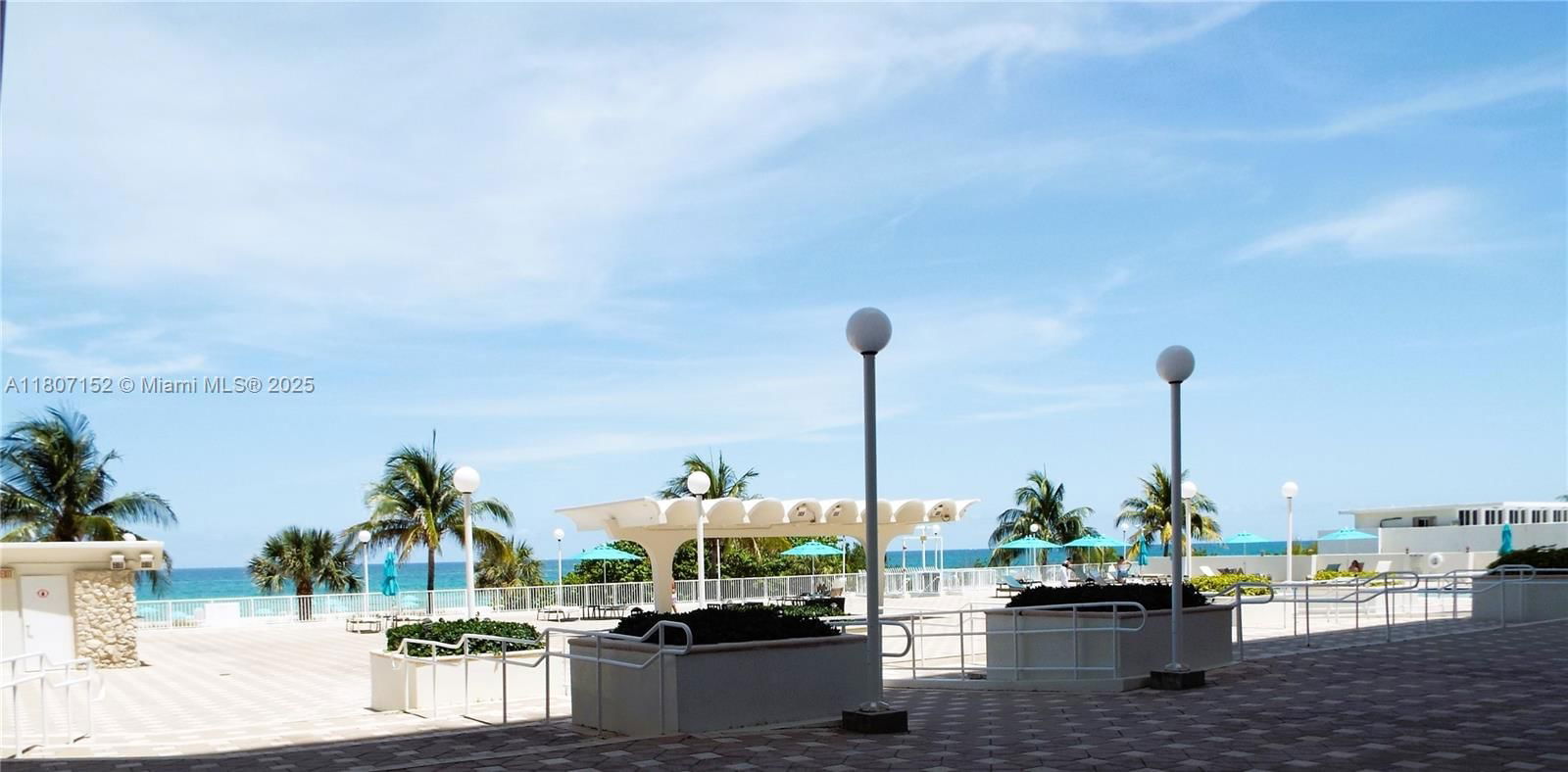 Real estate property located at 5701 Collins Ave #1619, Miami-dade, Arlen Beach Condo, Miami Beach, FL