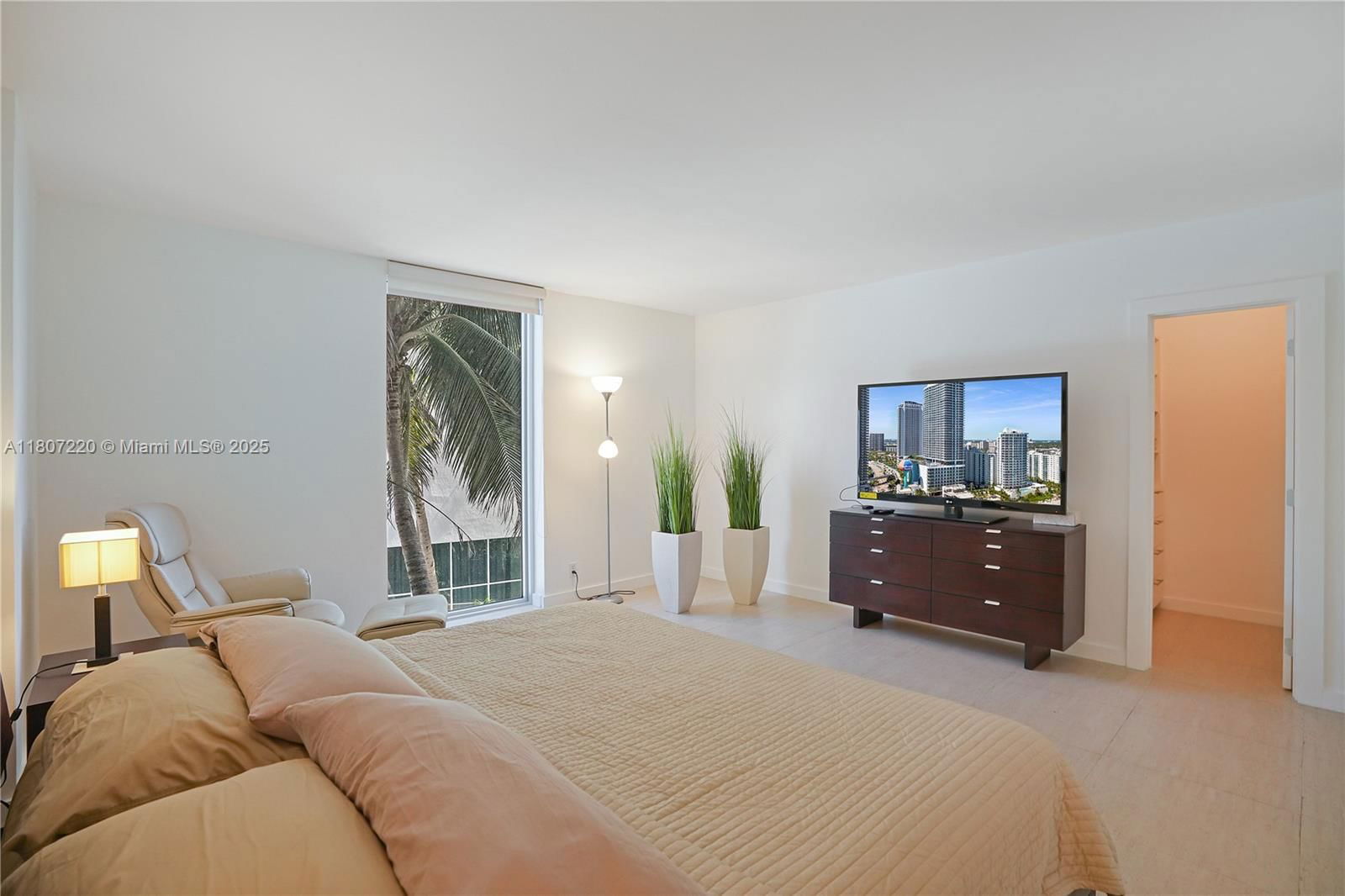 Real estate property located at 4001 Ocean Dr #3P, Broward, Sian Ocean Residences Con, Hollywood, FL