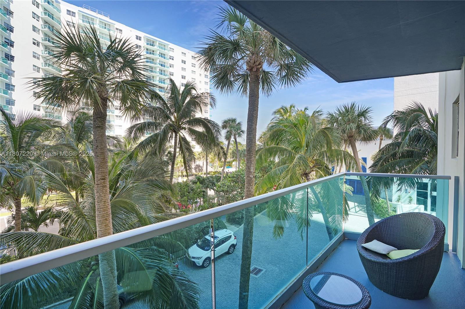 Real estate property located at 4001 Ocean Dr #3P, Broward, Sian Ocean Residences Con, Hollywood, FL