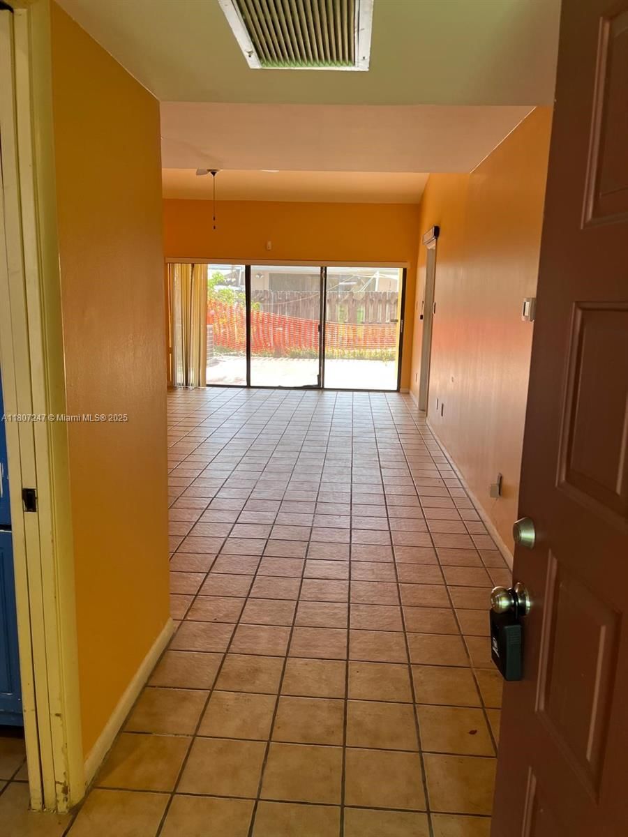 Real estate property located at 6728 29th Ln, Broward, Palm-aire Village 3rd Sec, Fort Lauderdale, FL