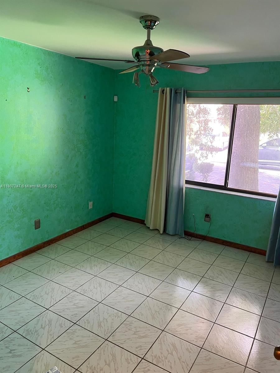 Real estate property located at 6728 29th Ln, Broward, Palm-aire Village 3rd Sec, Fort Lauderdale, FL