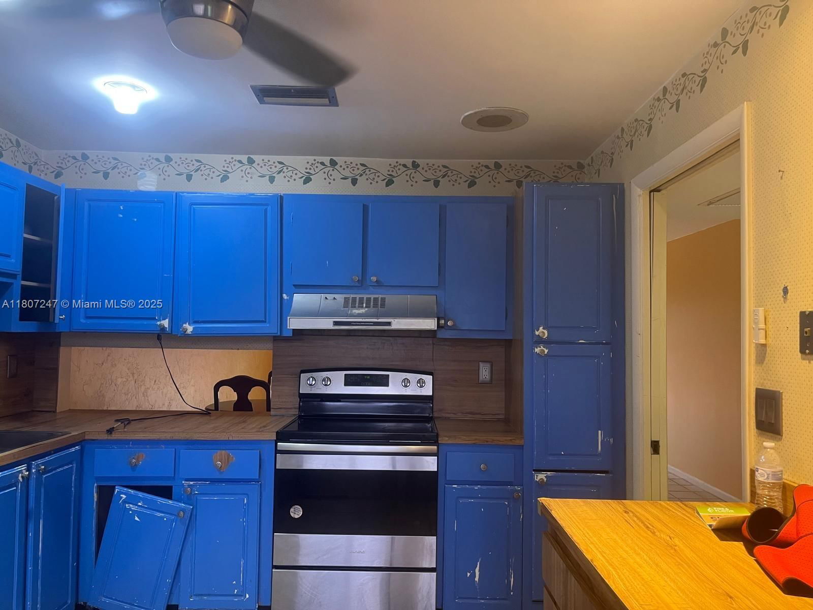 Real estate property located at 6728 29th Ln, Broward, Palm-aire Village 3rd Sec, Fort Lauderdale, FL
