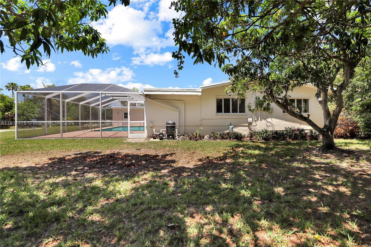 Real estate property located at 17535 91st Ave, Miami-dade, Herman Hills, Palmetto Bay, FL