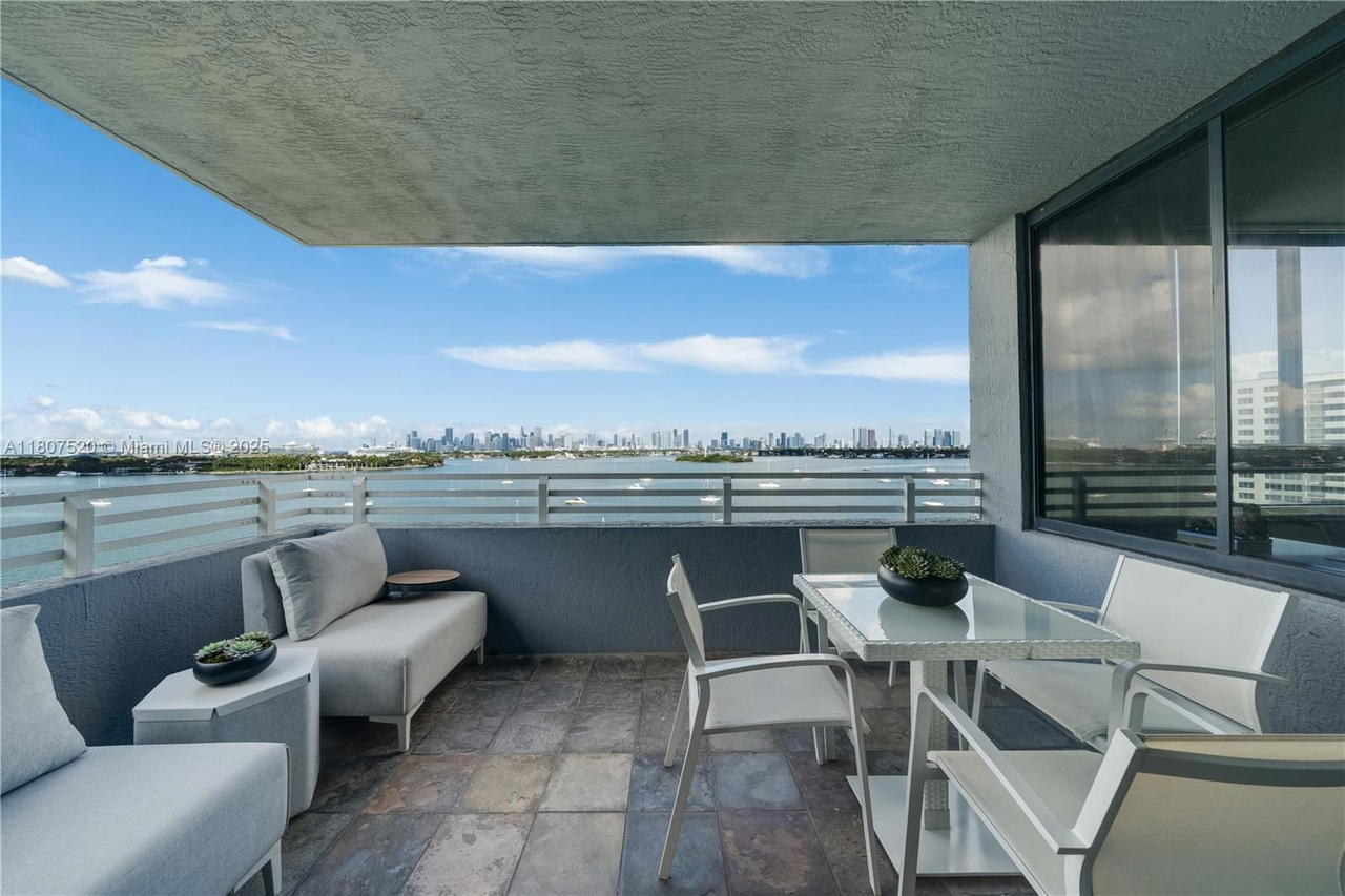 Real estate property located at 1330 West Ave #902, Miami-dade, The Waverly At South Beac, Miami Beach, FL