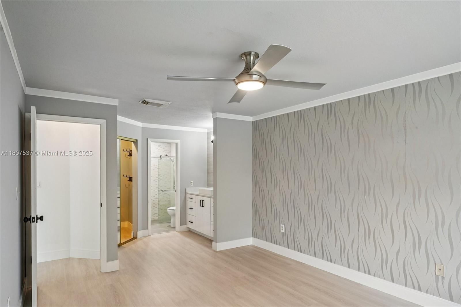 Real estate property located at 731 Briarwood Ter, Broward, Shenandoah Section Four, Davie, FL