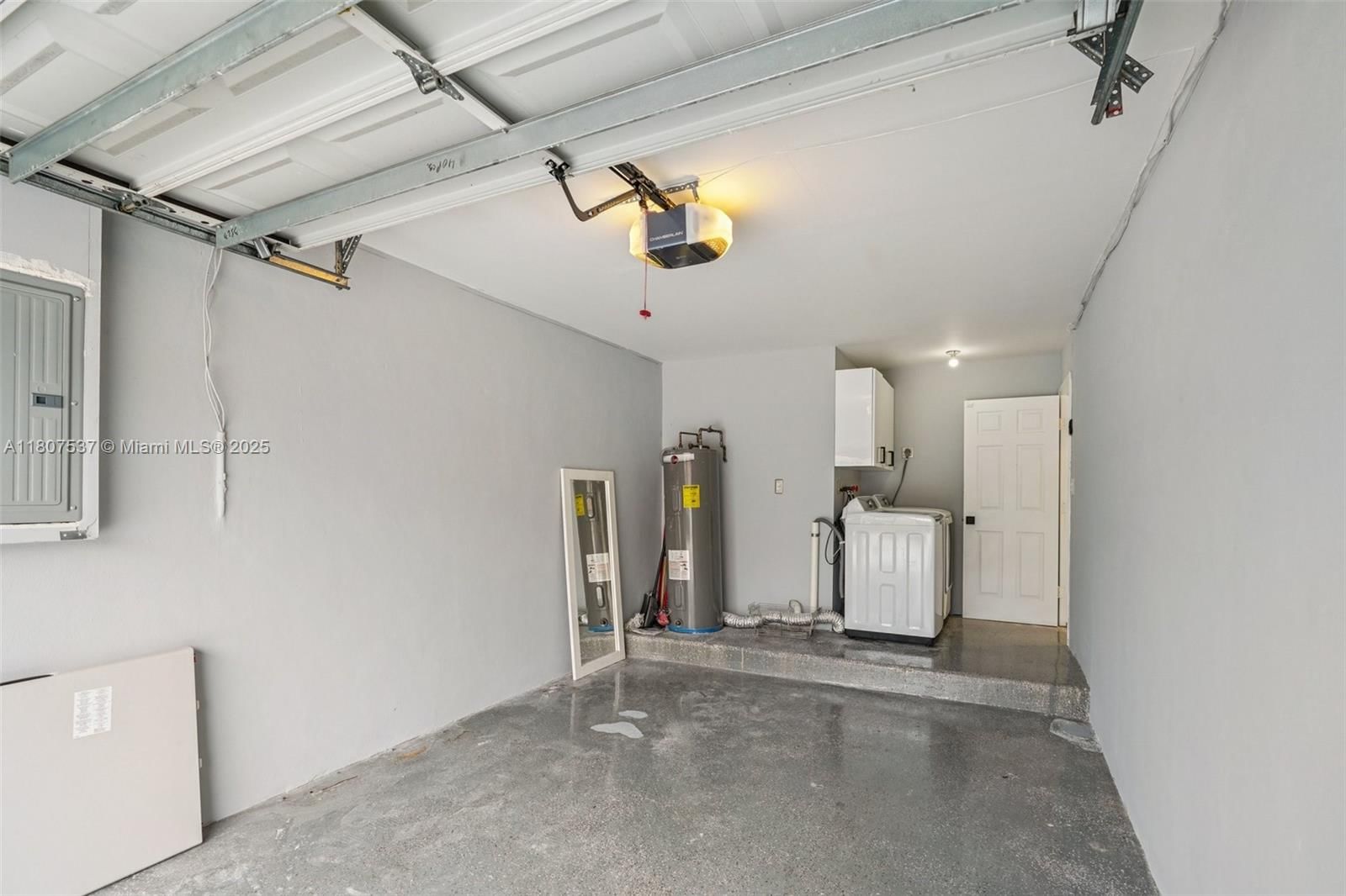 Real estate property located at 731 Briarwood Ter, Broward, Shenandoah Section Four, Davie, FL