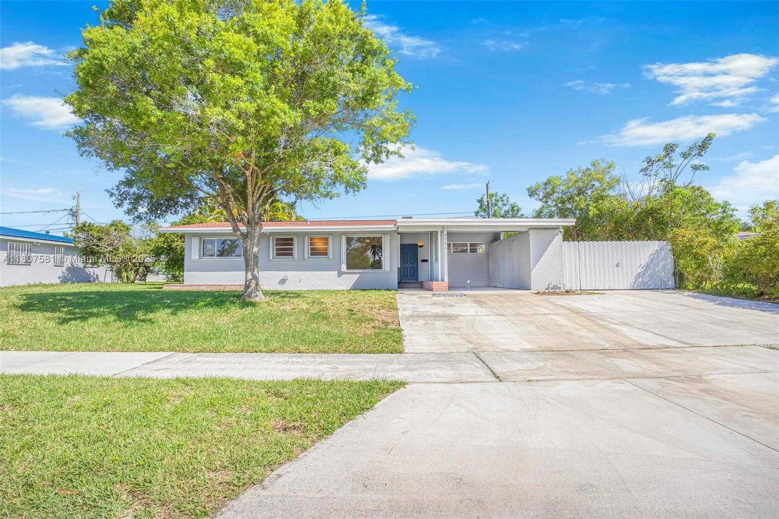 Real estate property located at 9710 Haitian Dr, Miami-dade, South Coral Homes Sec 1, Cutler Bay, FL