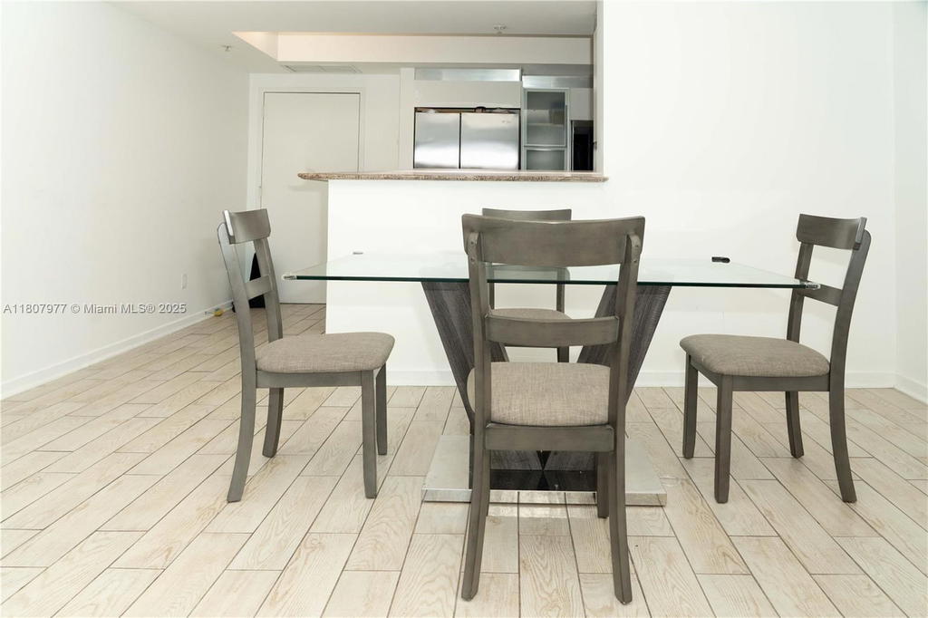 Real estate property located at 325 Biscayne Blvd #1521, Miami-dade, One Miami West Condo, Miami, FL