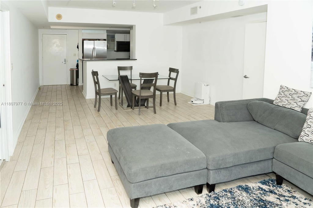 Real estate property located at 325 Biscayne Blvd #1521, Miami-dade, One Miami West Condo, Miami, FL