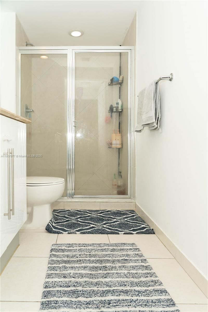 Real estate property located at 325 Biscayne Blvd #1521, Miami-dade, One Miami West Condo, Miami, FL