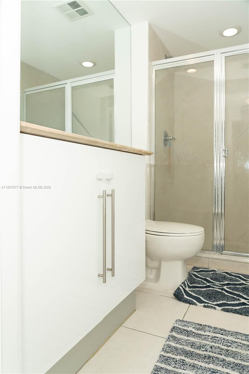 Real estate property located at 325 Biscayne Blvd #1521, Miami-dade, One Miami West Condo, Miami, FL