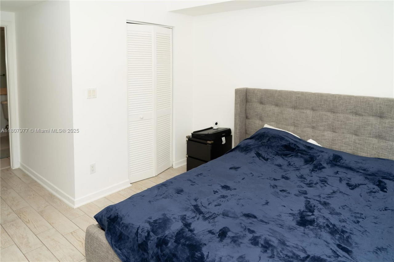 Real estate property located at 325 Biscayne Blvd #1521, Miami-dade, One Miami West Condo, Miami, FL