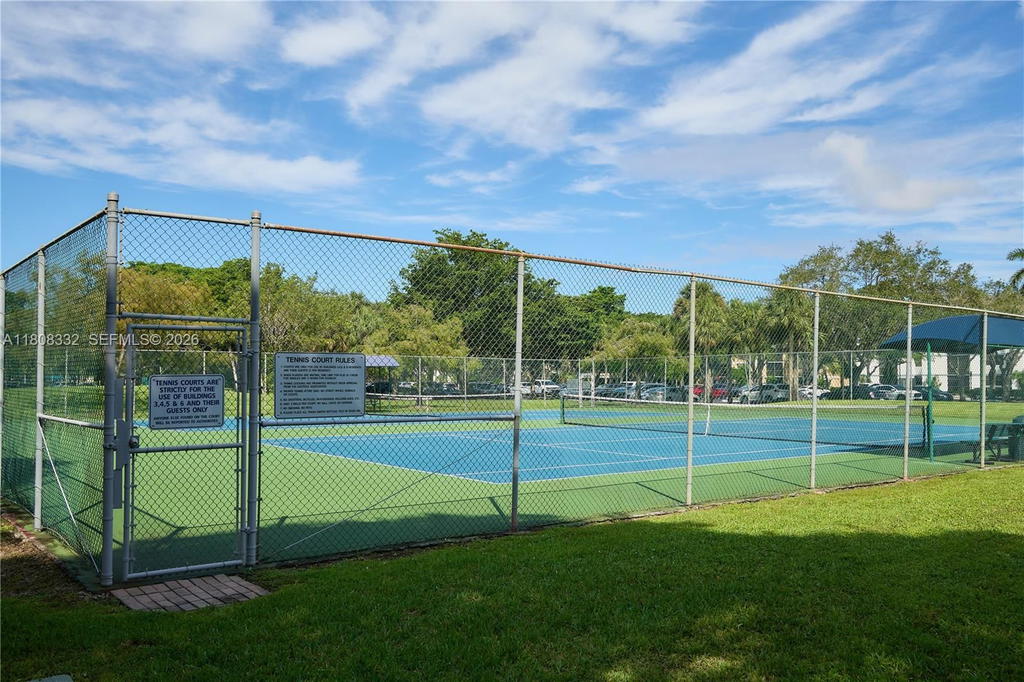 Real estate property located at 16175 Golf Club Rd #308, Broward, Bldg 5 Of Country Club Ap, Weston, FL