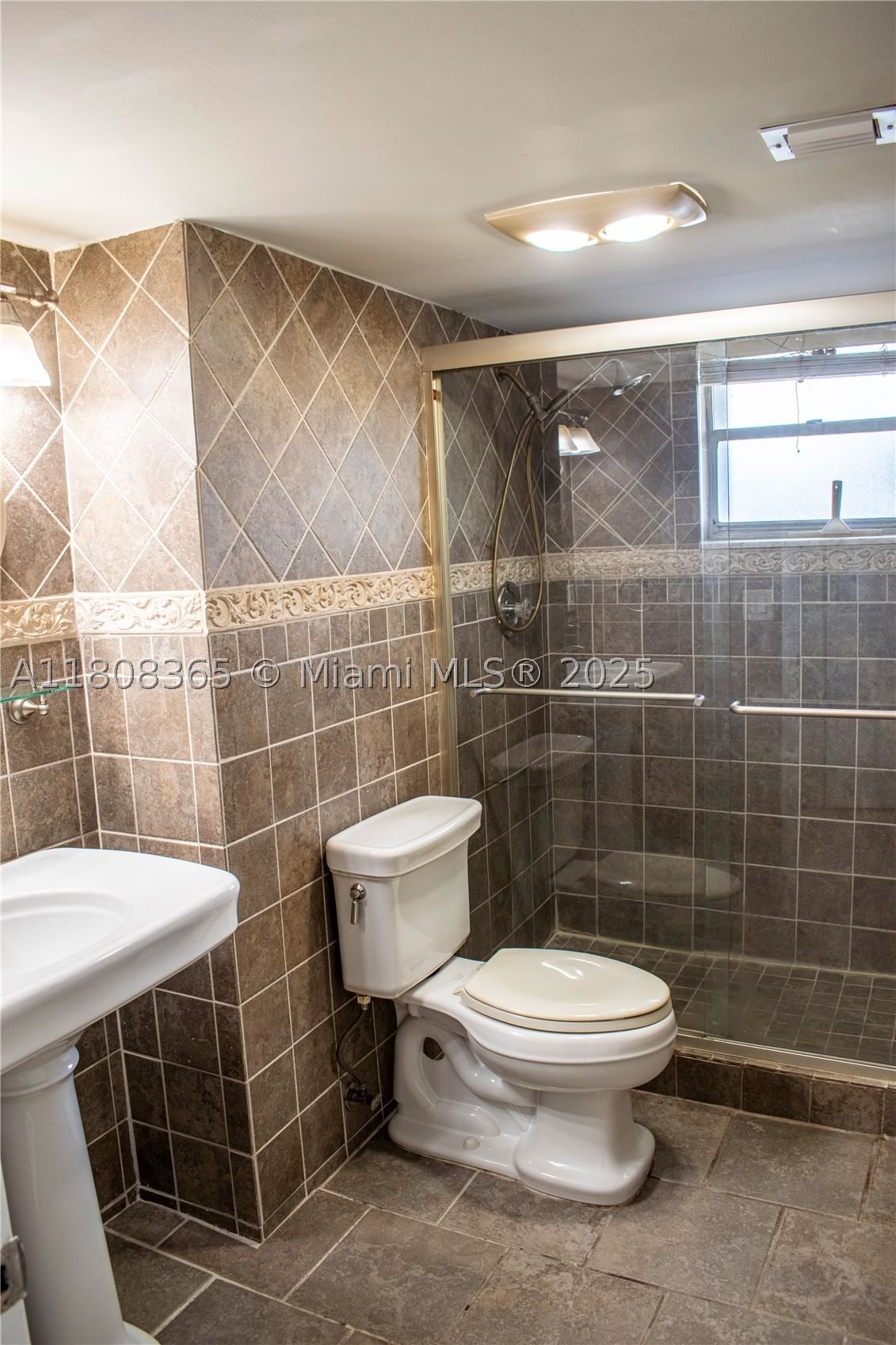 Real estate property located at 3090 Holiday Springs Blvd #305, Broward, Holiday Springs Village 2, Margate, FL