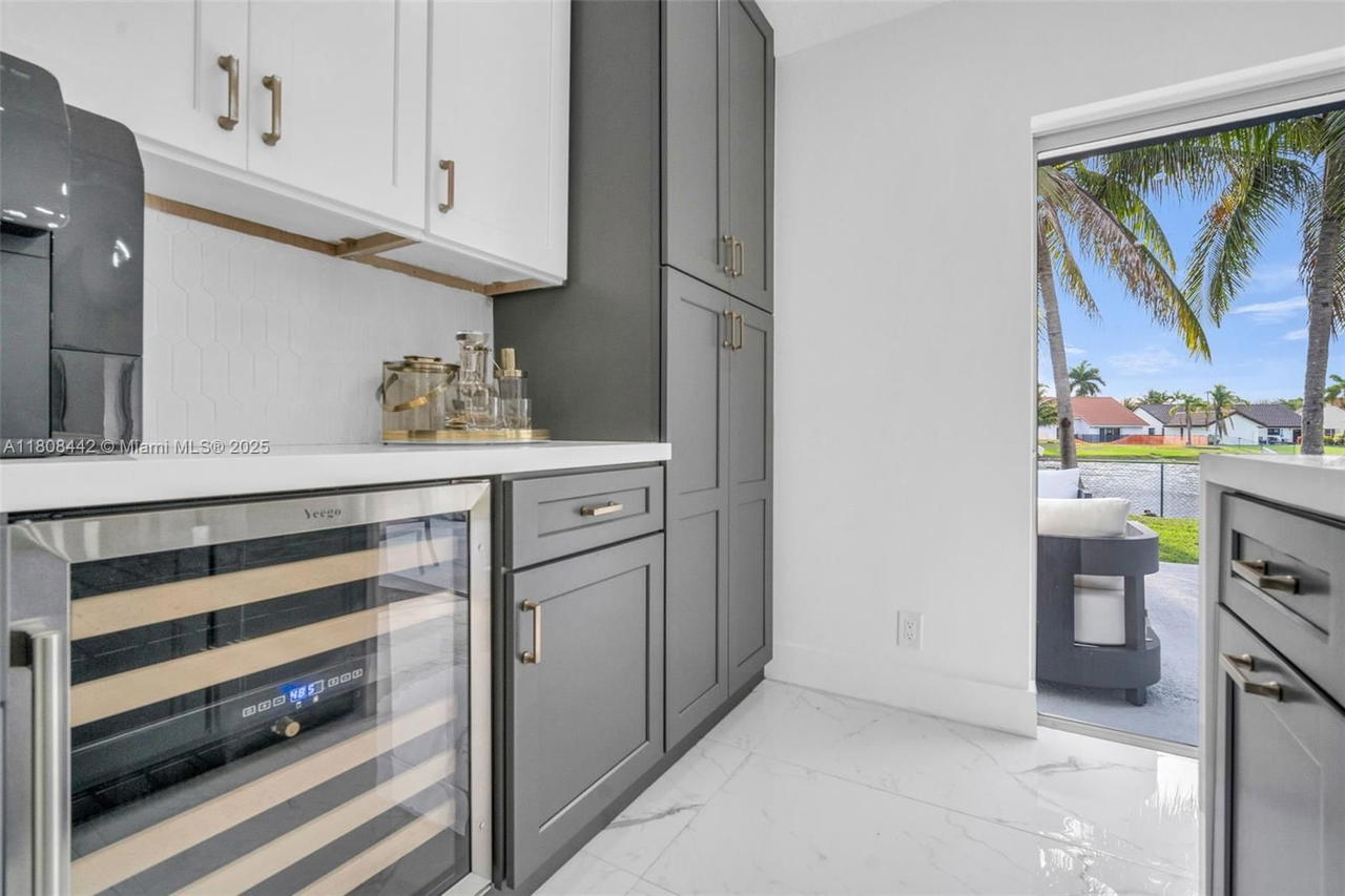 Real estate property located at 604 163rd Ave, Broward, Westfork 1 Plat, Pembroke Pines, FL
