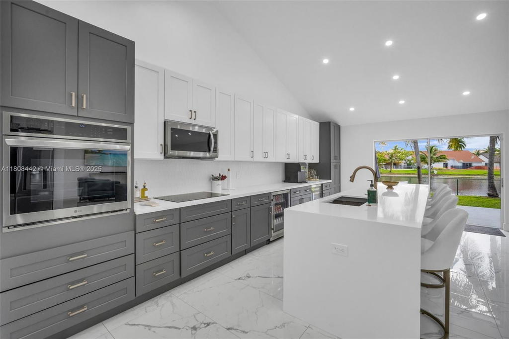 Real estate property located at 604 163rd Ave, Broward, Westfork 1 Plat, Pembroke Pines, FL