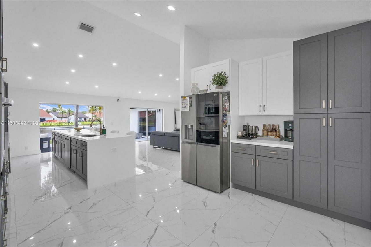 Real estate property located at 604 163rd Ave, Broward, Westfork 1 Plat, Pembroke Pines, FL