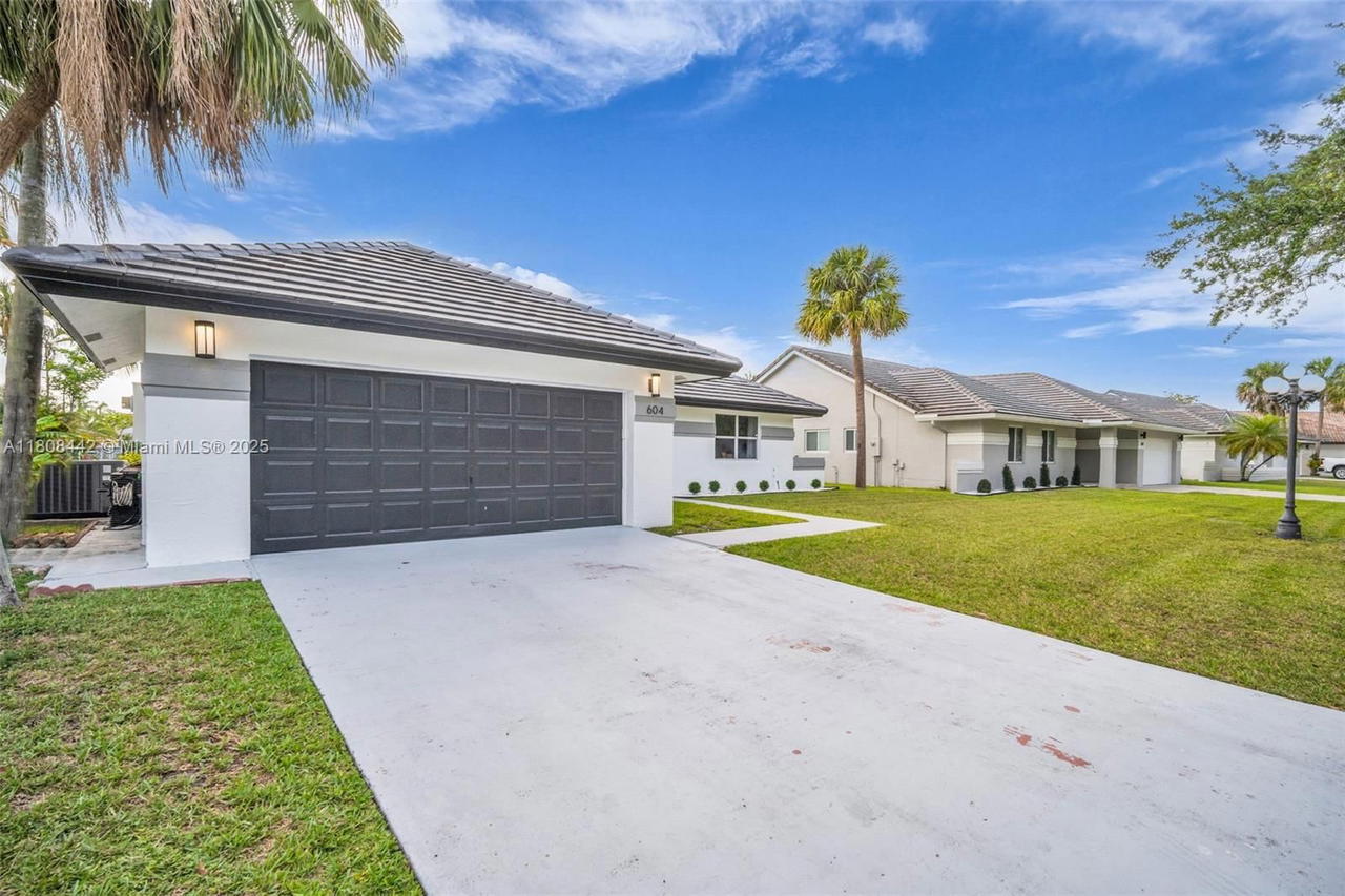 Real estate property located at 604 163rd Ave, Broward, Westfork 1 Plat, Pembroke Pines, FL