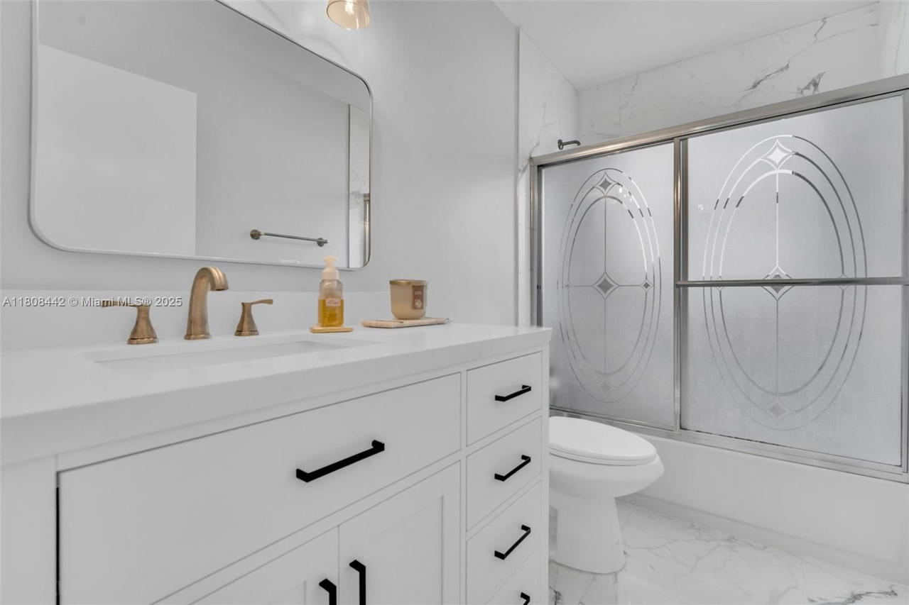 Real estate property located at 604 163rd Ave, Broward, Westfork 1 Plat, Pembroke Pines, FL