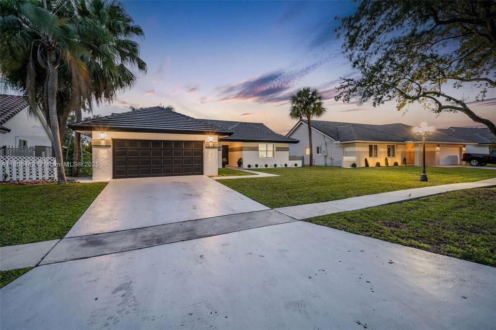 Real estate property located at 604 163rd Ave, Broward, Westfork 1 Plat, Pembroke Pines, FL