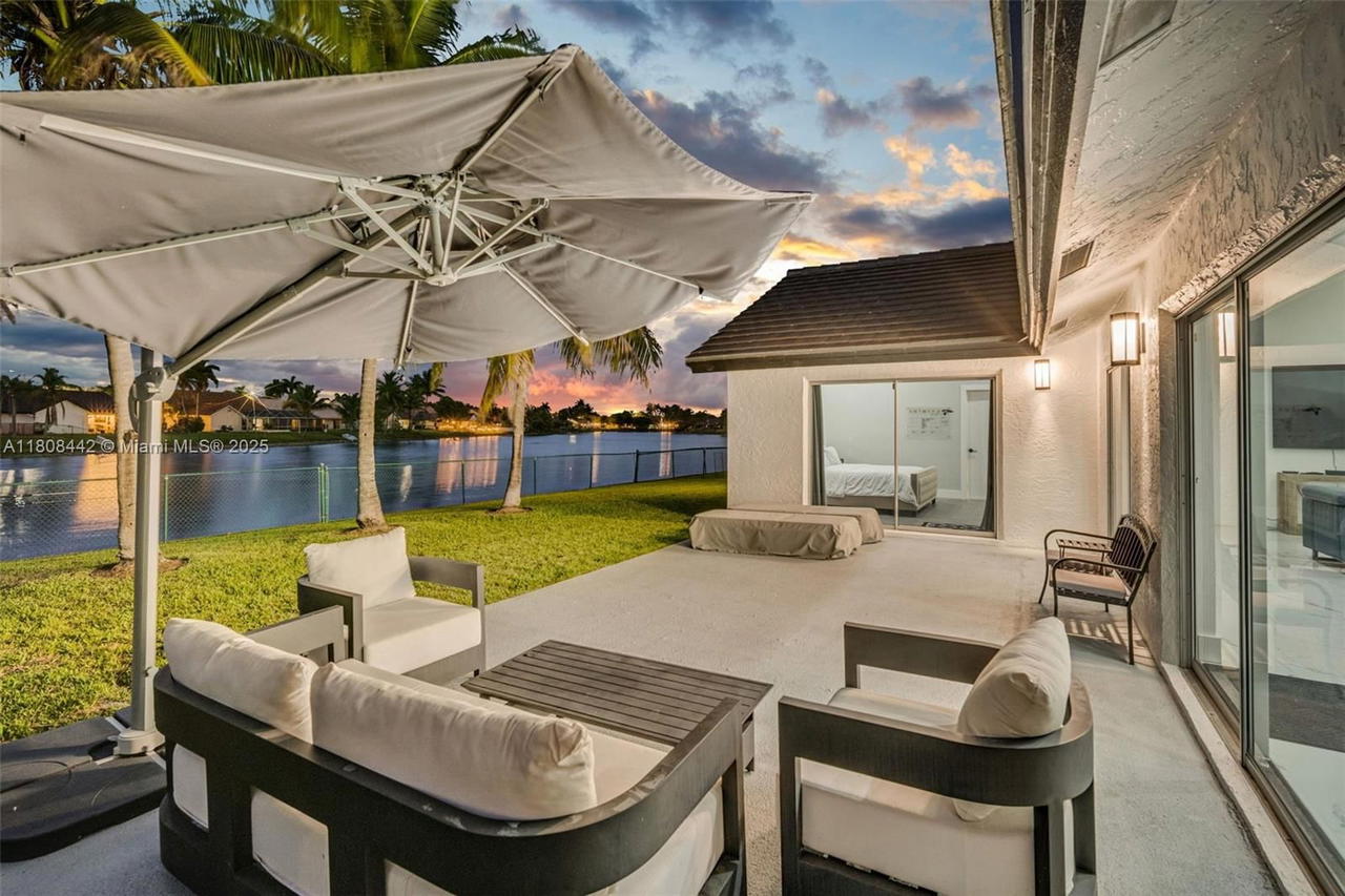 Real estate property located at 604 163rd Ave, Broward, Westfork 1 Plat, Pembroke Pines, FL
