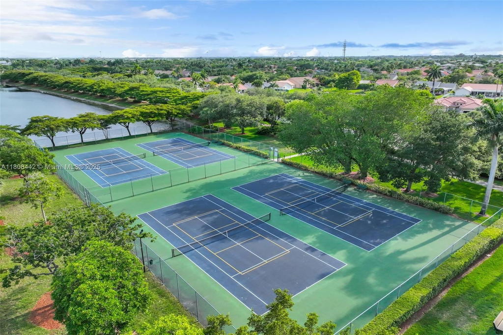Real estate property located at 604 163rd Ave, Broward, Westfork 1 Plat, Pembroke Pines, FL