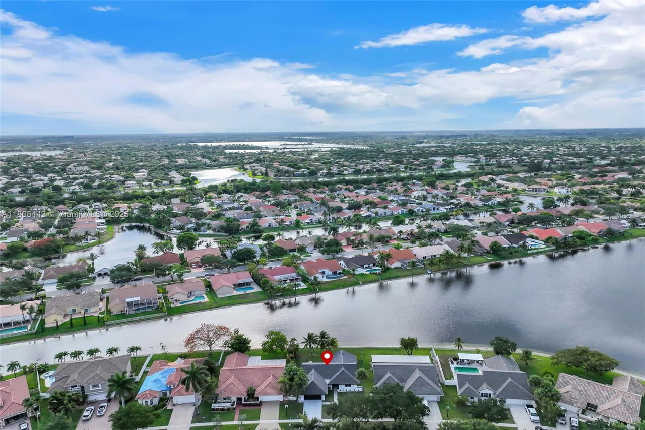 Real estate property located at 604 163rd Ave, Broward, Westfork 1 Plat, Pembroke Pines, FL