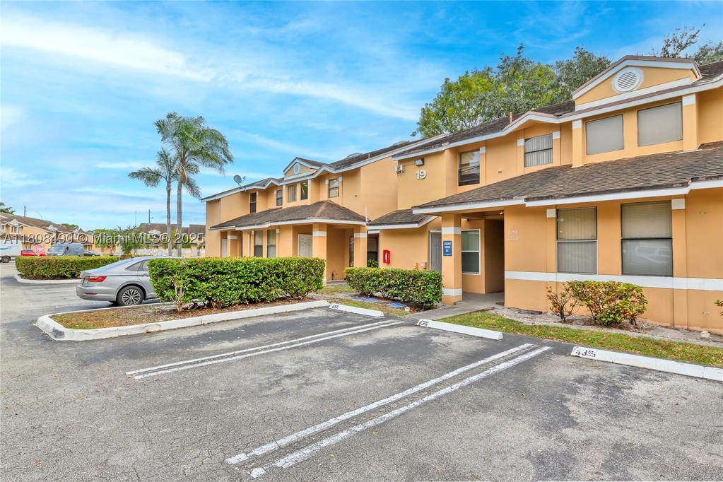 Real estate property located at 2288 81st Ave #2288, Broward, Verano At Miramar Condo, Miramar, FL