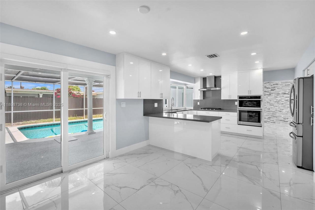 Real estate property located at 7921 Dilido Blvd, Broward, Miramar Park Third Add, Miramar, FL