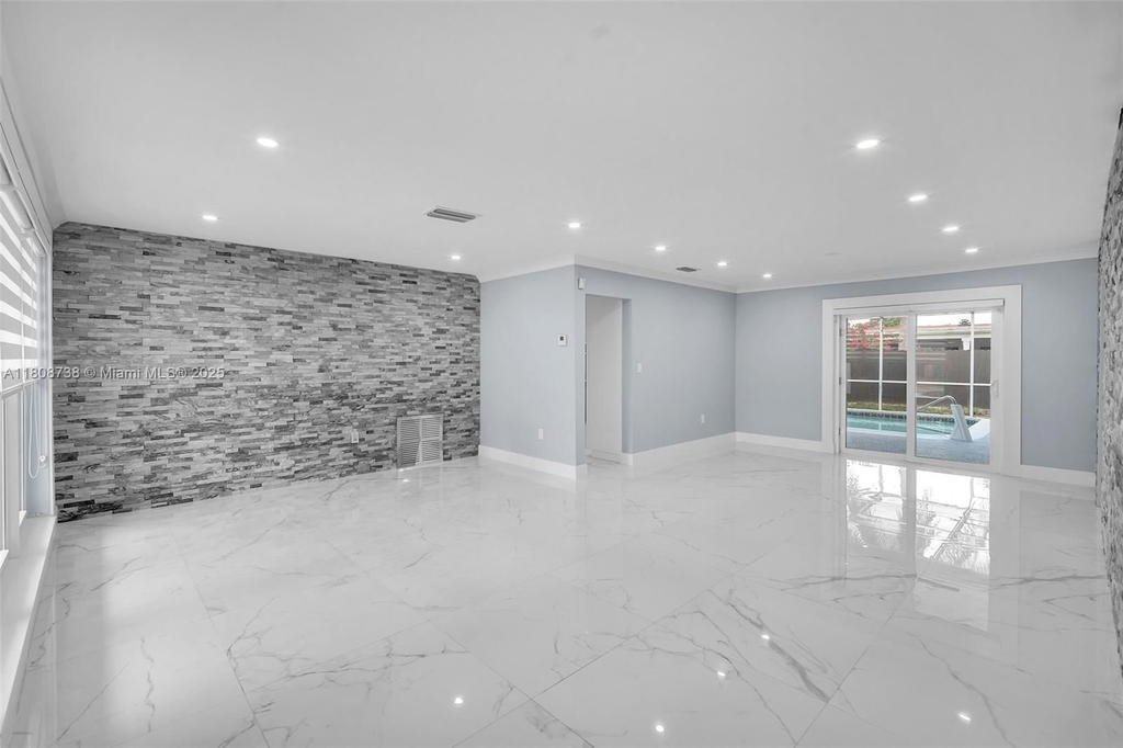 Real estate property located at 7921 Dilido Blvd, Broward, Miramar Park Third Add, Miramar, FL