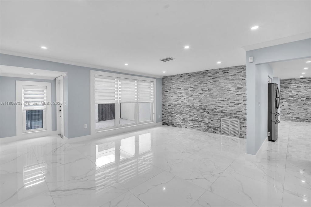 Real estate property located at 7921 Dilido Blvd, Broward, Miramar Park Third Add, Miramar, FL
