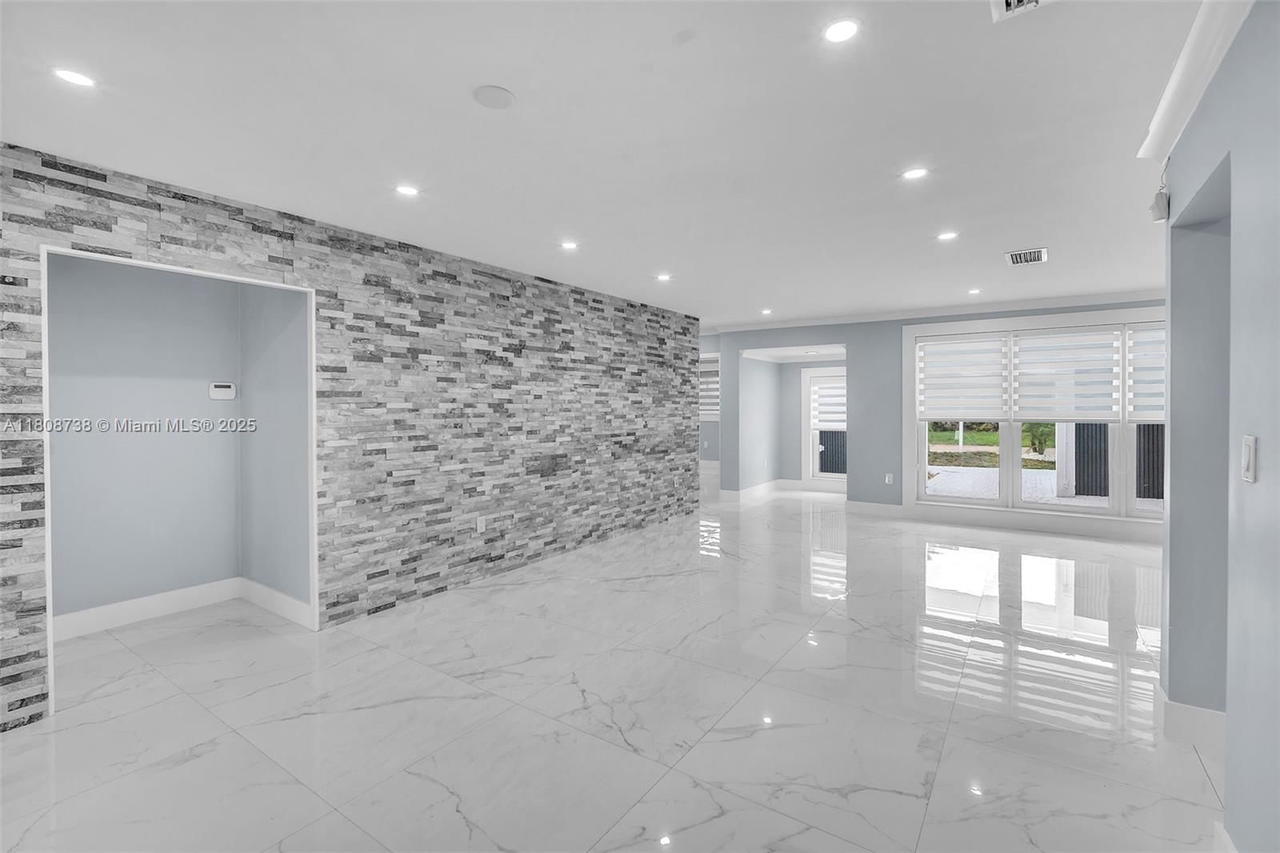 Real estate property located at 7921 Dilido Blvd, Broward, Miramar Park Third Add, Miramar, FL