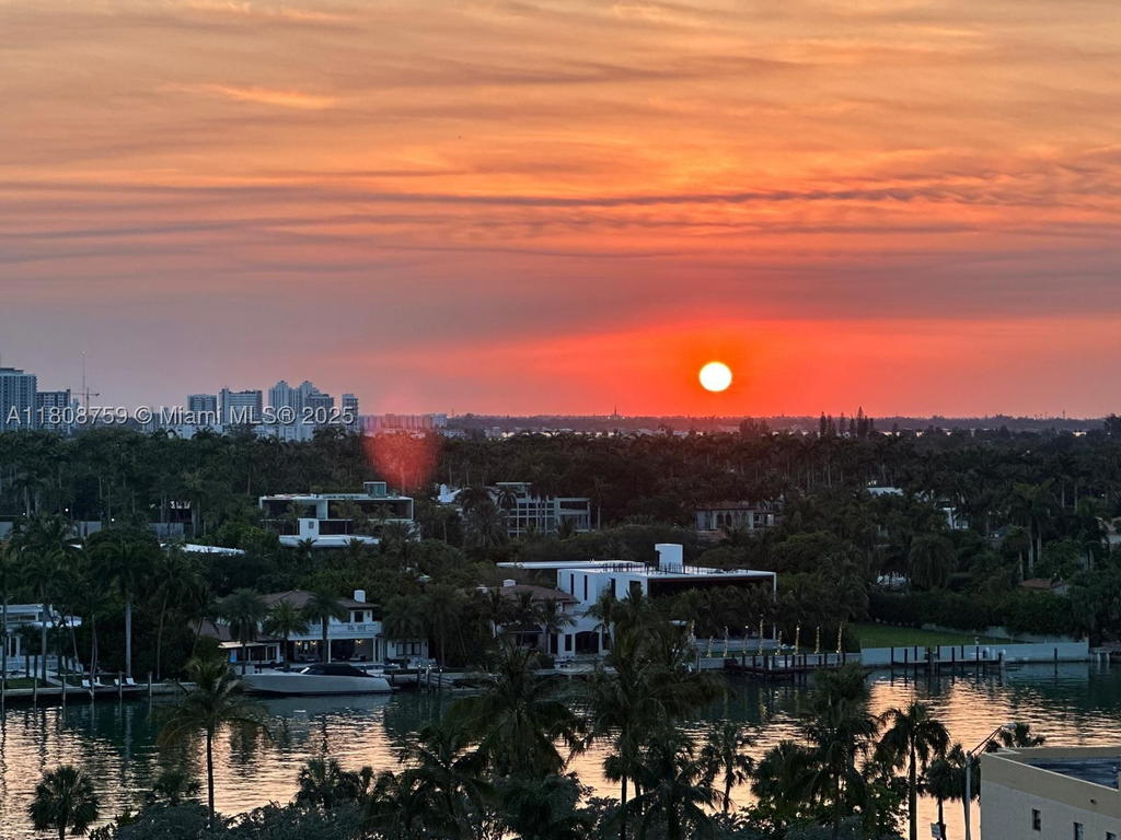 Real estate property located at 6423 Collins Ave #1001, Miami-dade, Mar Del Plata Condo, Miami Beach, FL