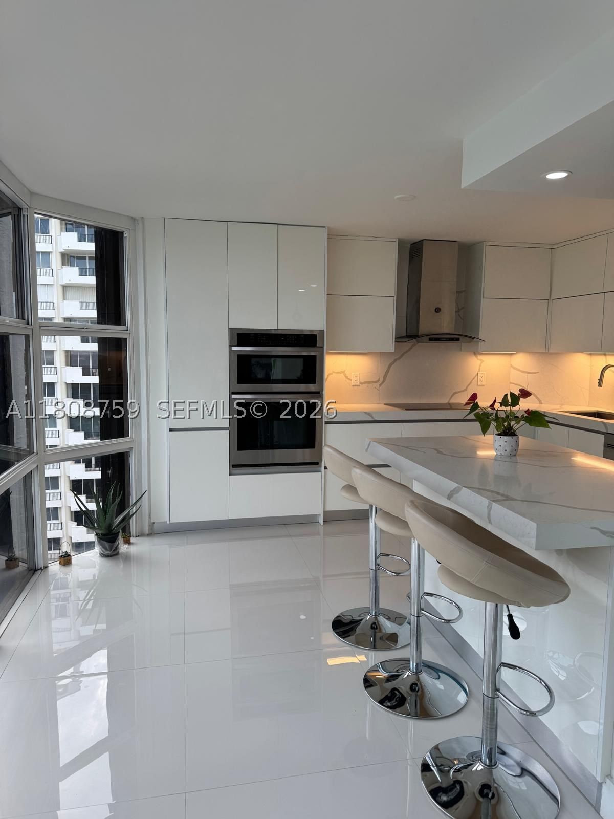 Real estate property located at 6423 Collins Ave #1001, Miami-dade, Mar Del Plata Condo, Miami Beach, FL